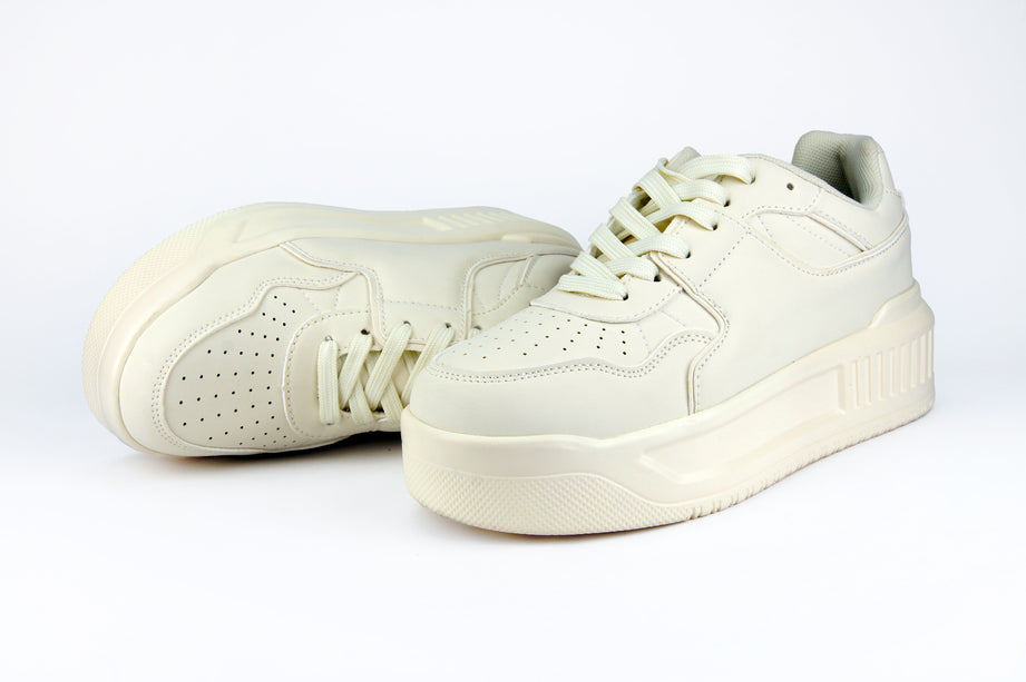 Tenis Hele de suela alta