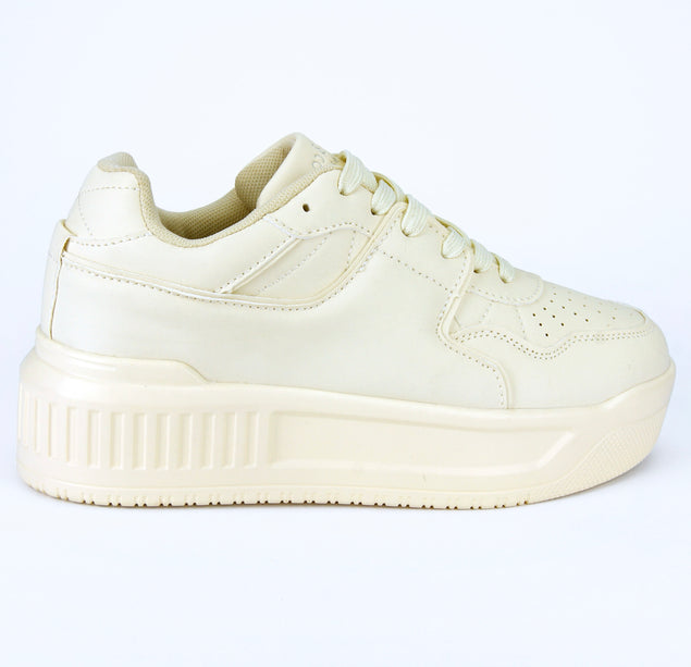 Tenis Hele de suela alta