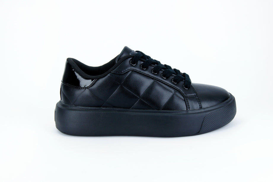 Tenis Indi con acolchado en rombos