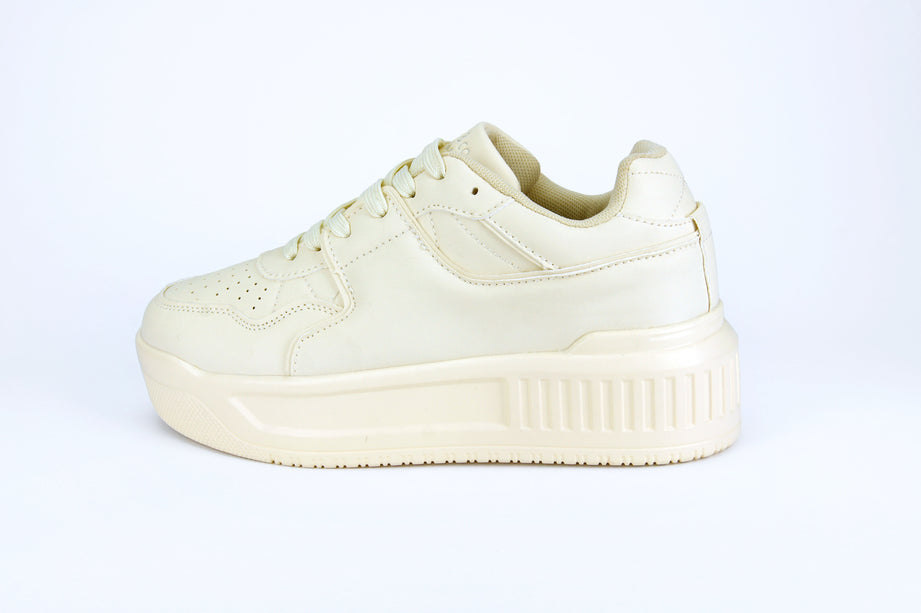 Tenis Hele de suela alta