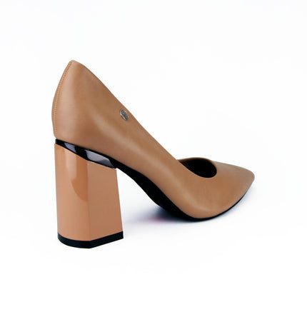 Tacon Dalia Nude