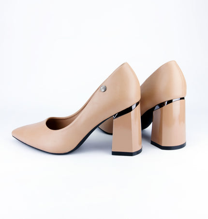 Tacon Dalia Nude