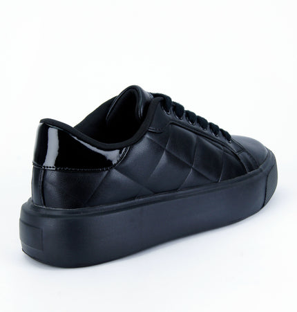 Tenis Indi con acolchado en rombos