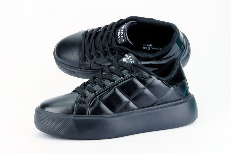 Tenis Indi con acolchado en rombos
