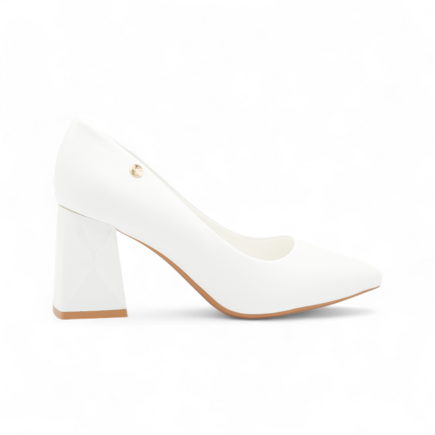 Tacones / Stiletto NAI Crema