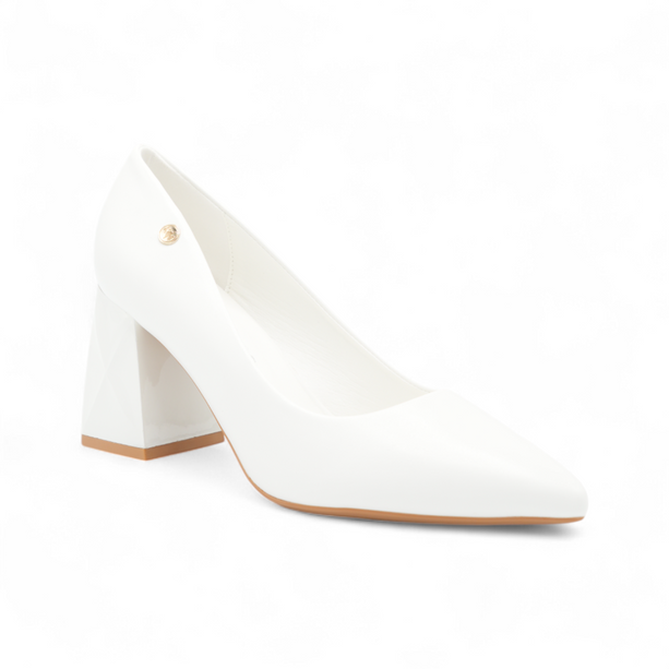 Tacones / Stiletto NAI Crema