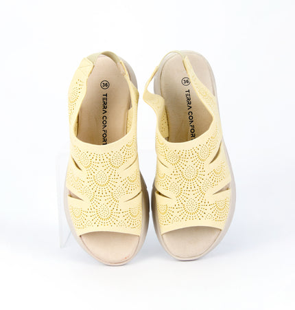 Sandalias Caly ultralivianas